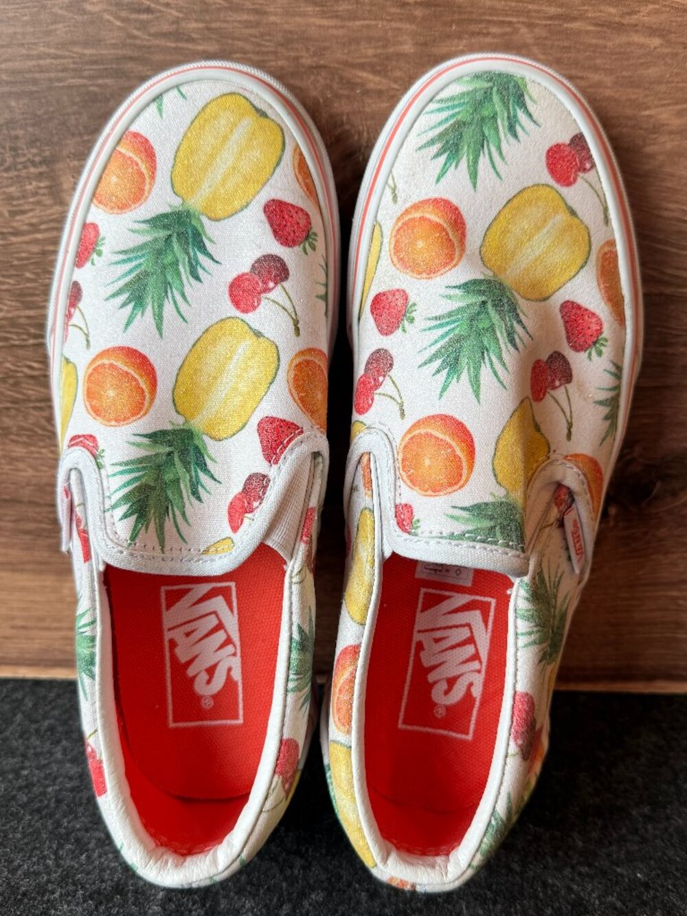 Vans Fruity Tropical Fruit Print Glitter Slip-On Sneakers Size 6